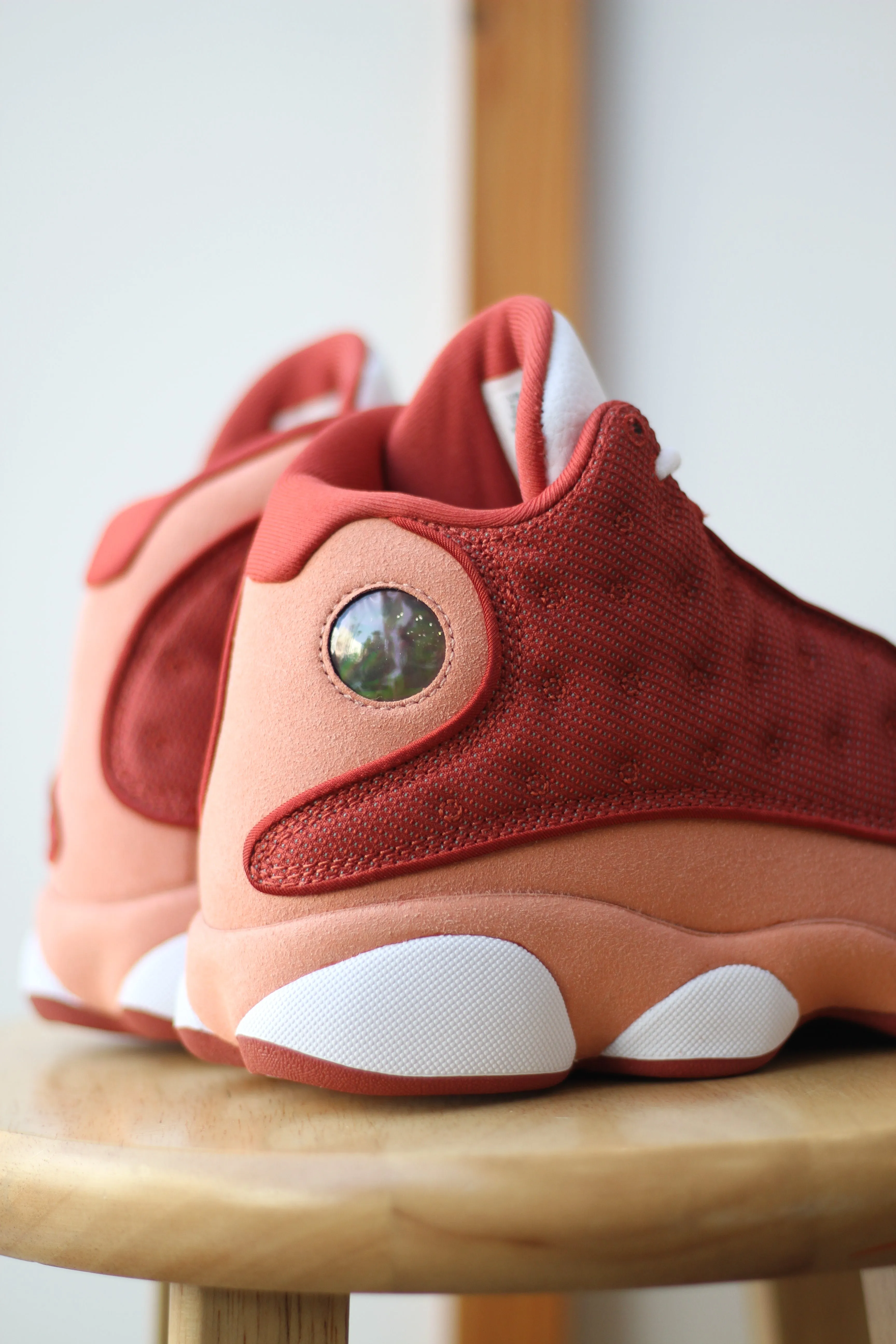 AIR JORDAN 13 RETRO "DUNE RED"