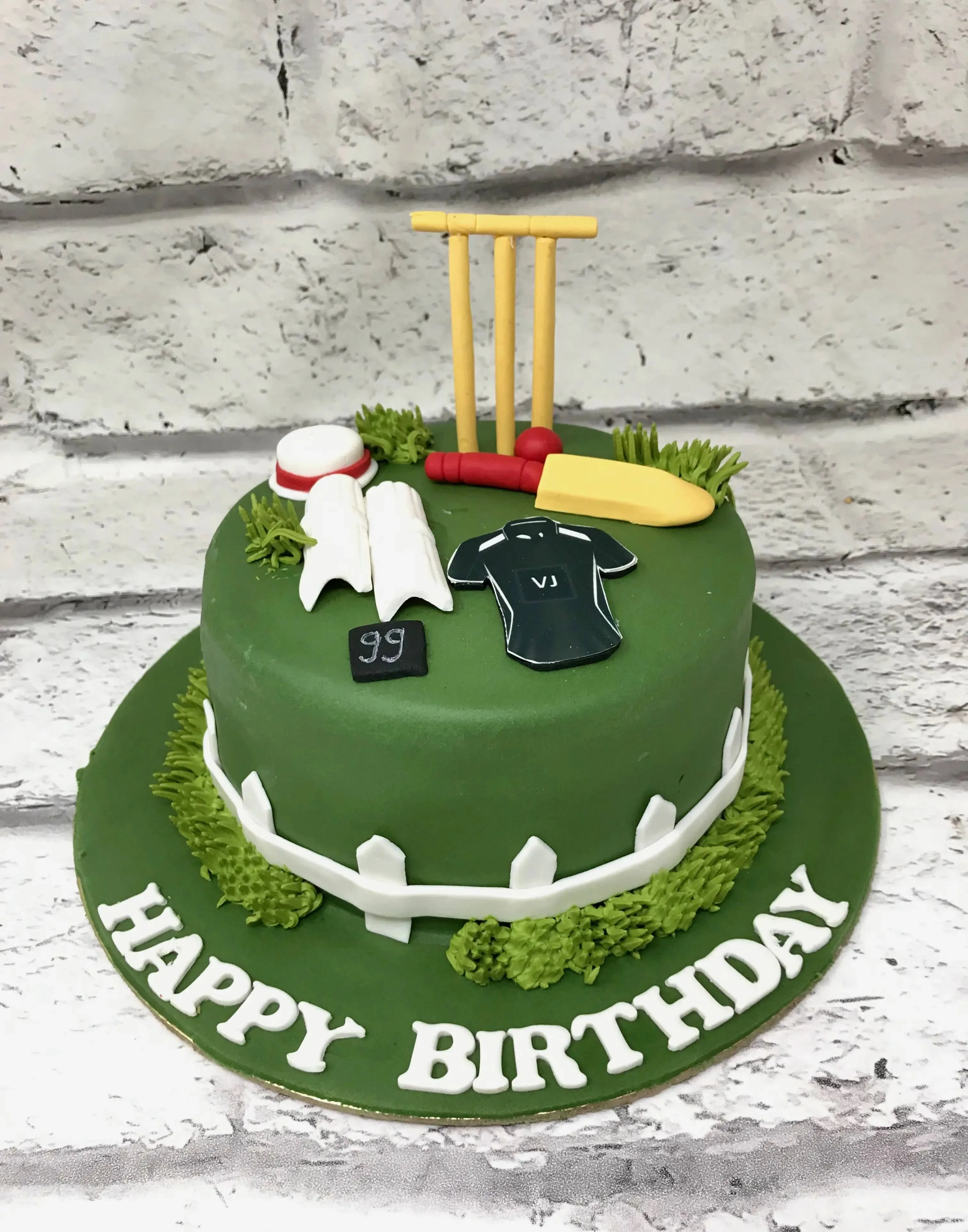 Cricket Kit Cake