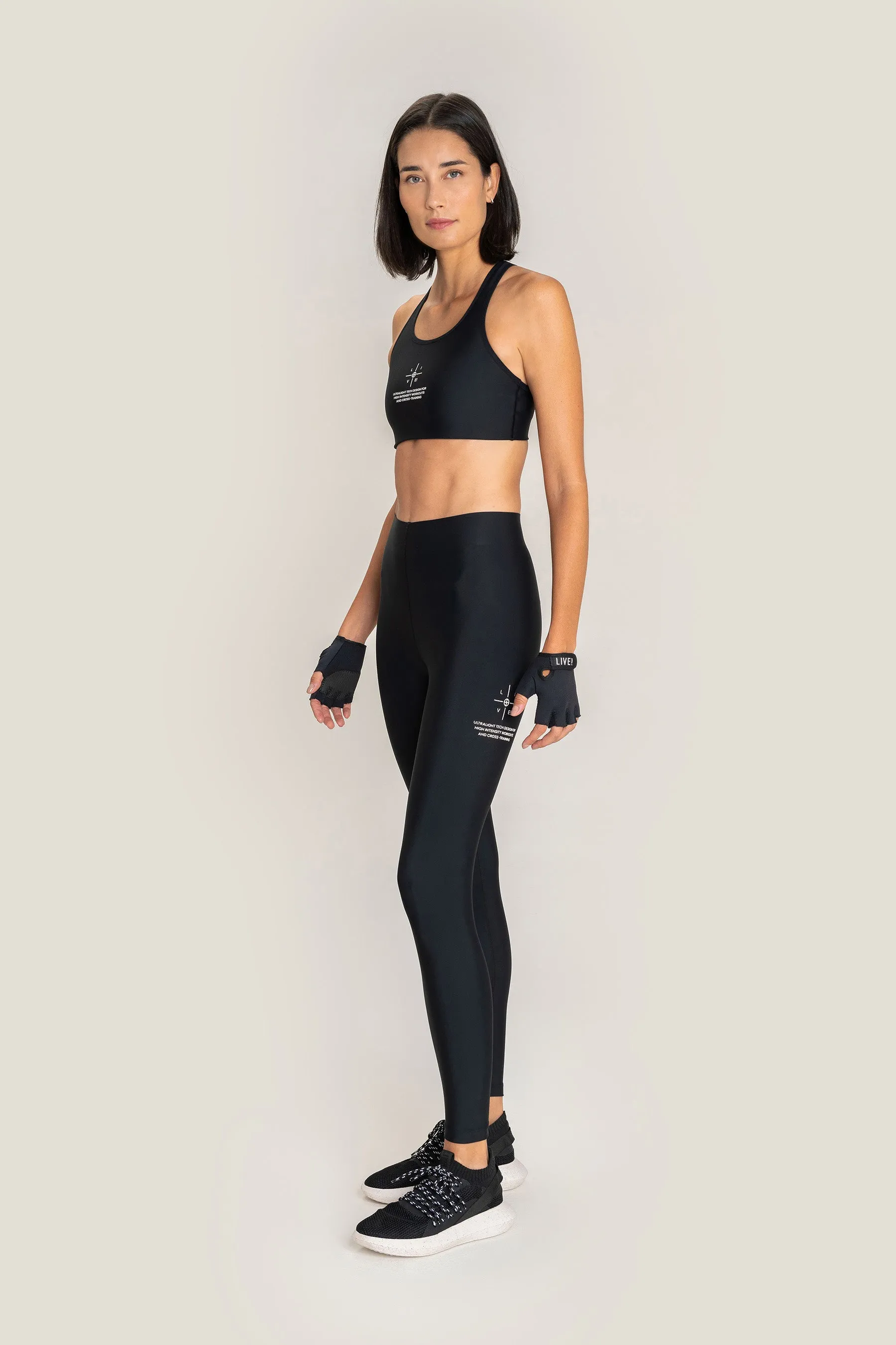 Hit Training Mid Sports Bra