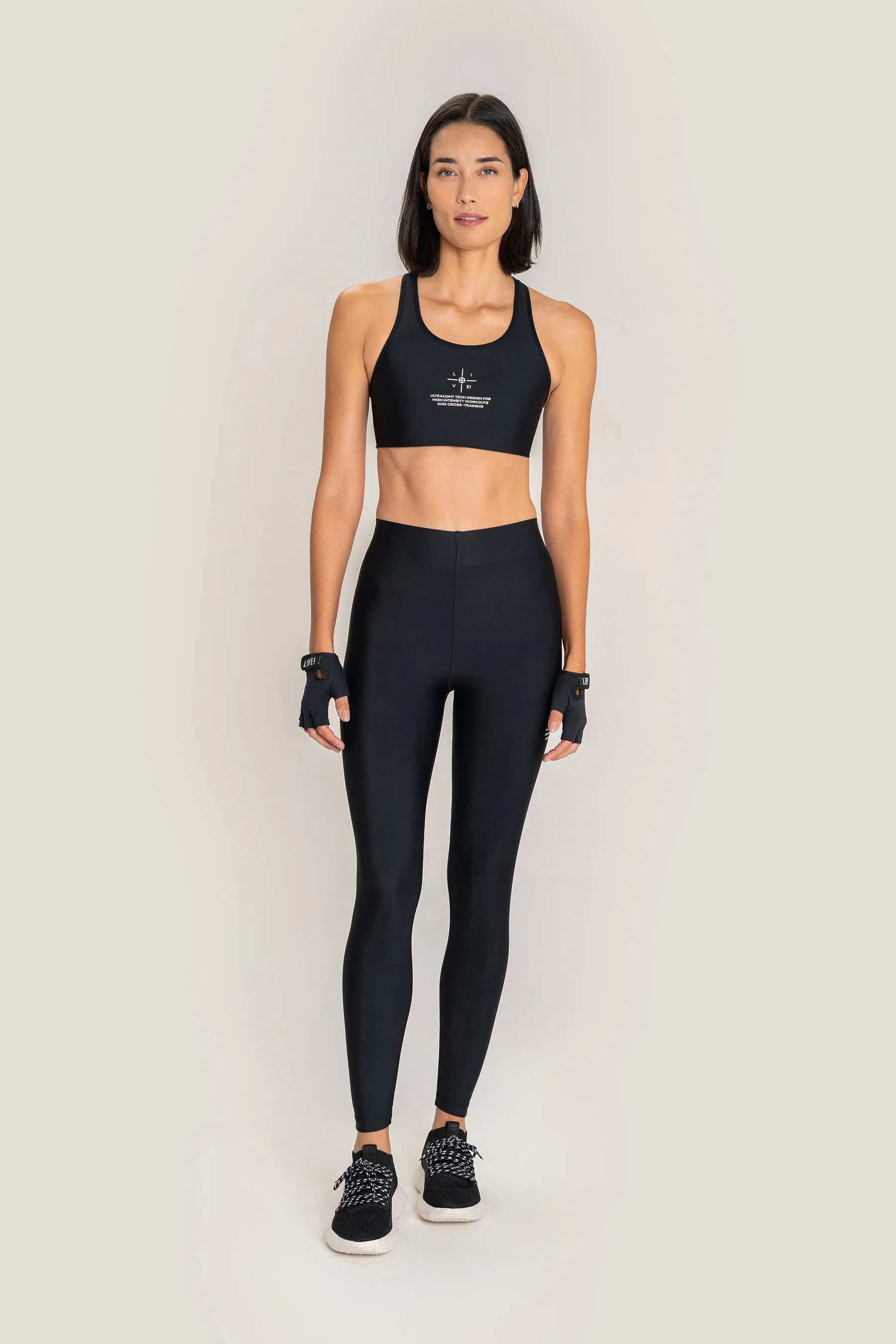 Hit Training Mid Sports Bra