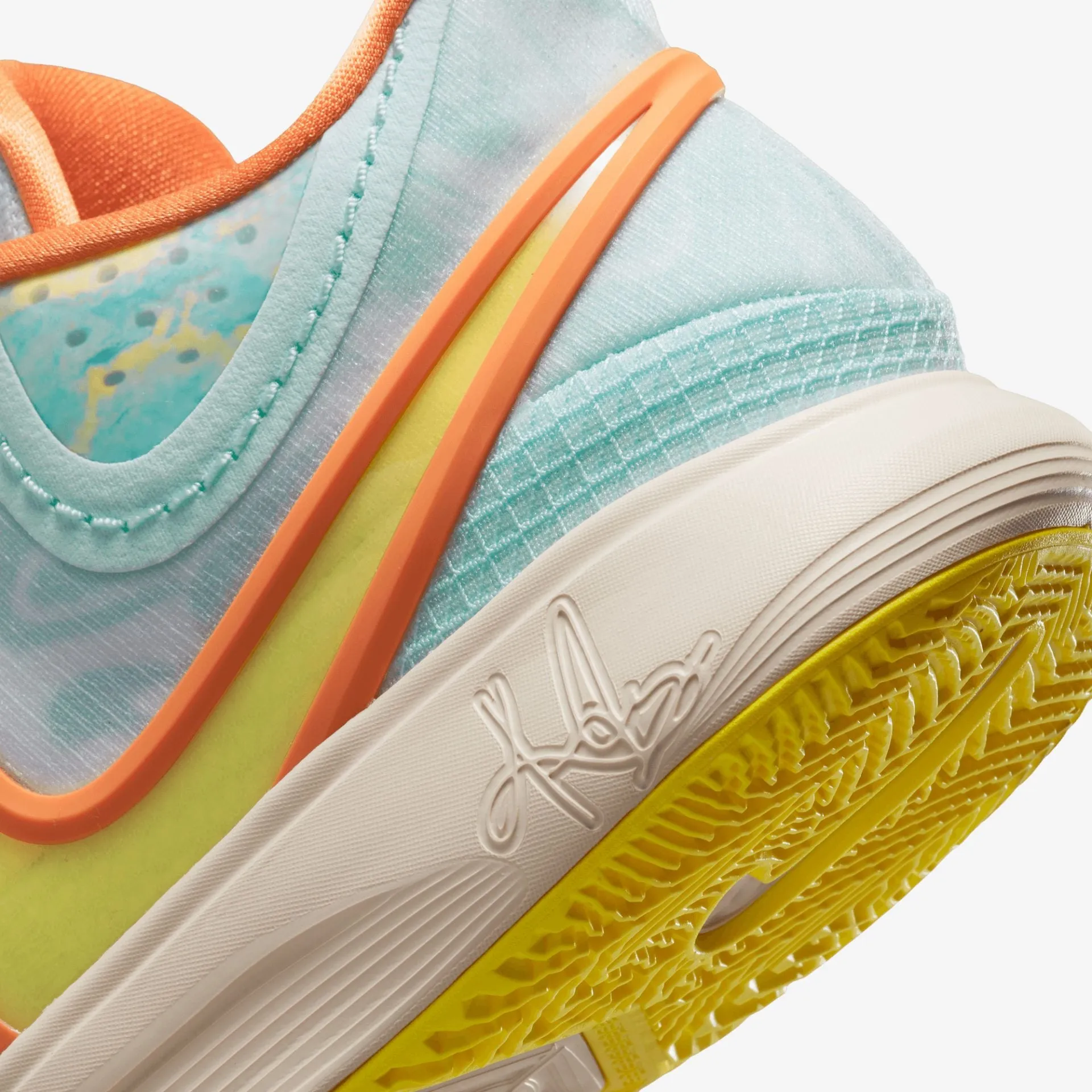 Nike | KYRIE INFINITY EP { GLACIER BLUE/YELLOW STRIKE-ORANGE TRANCE