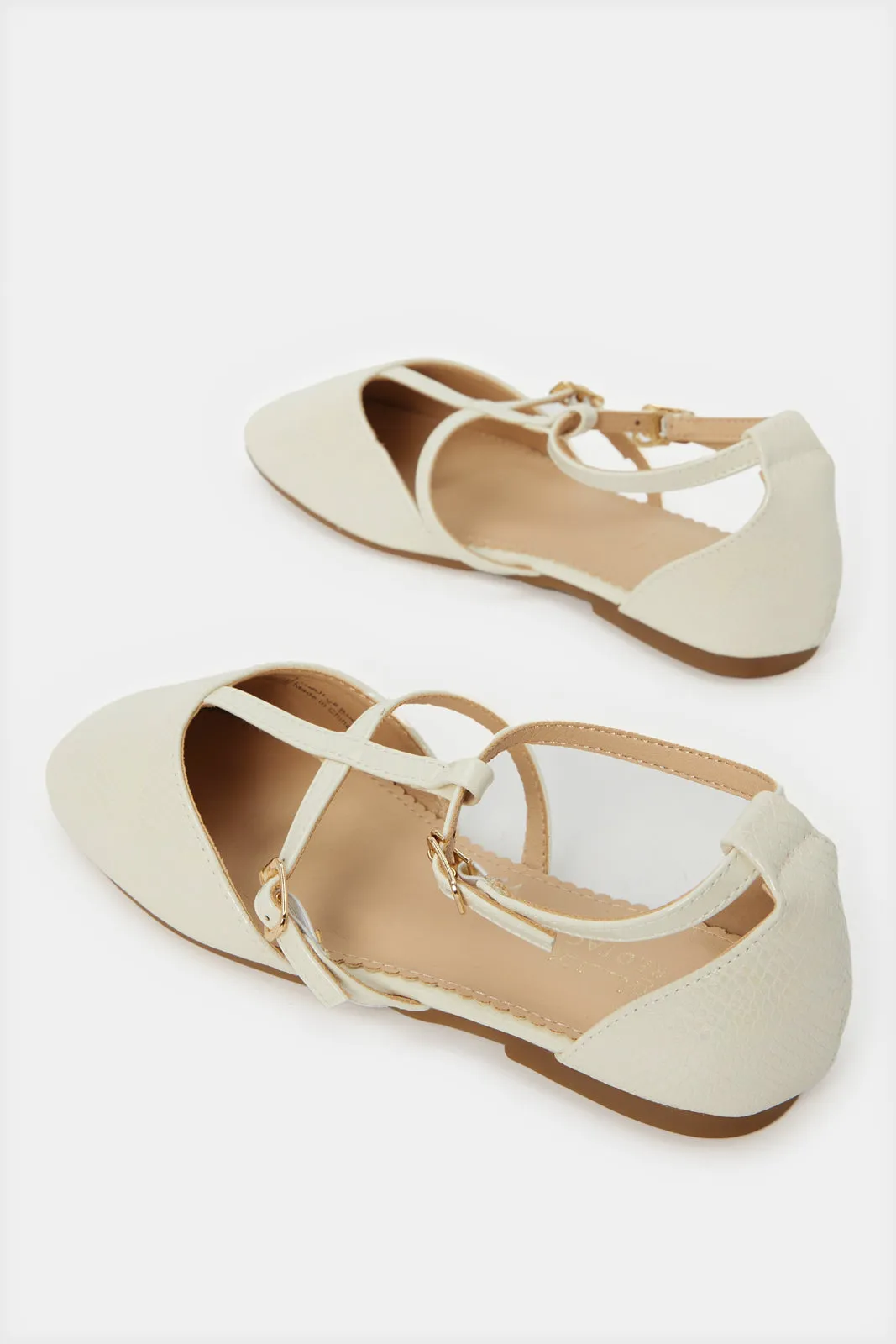 Senor Girls Cream T-Bar Textured Ballerina